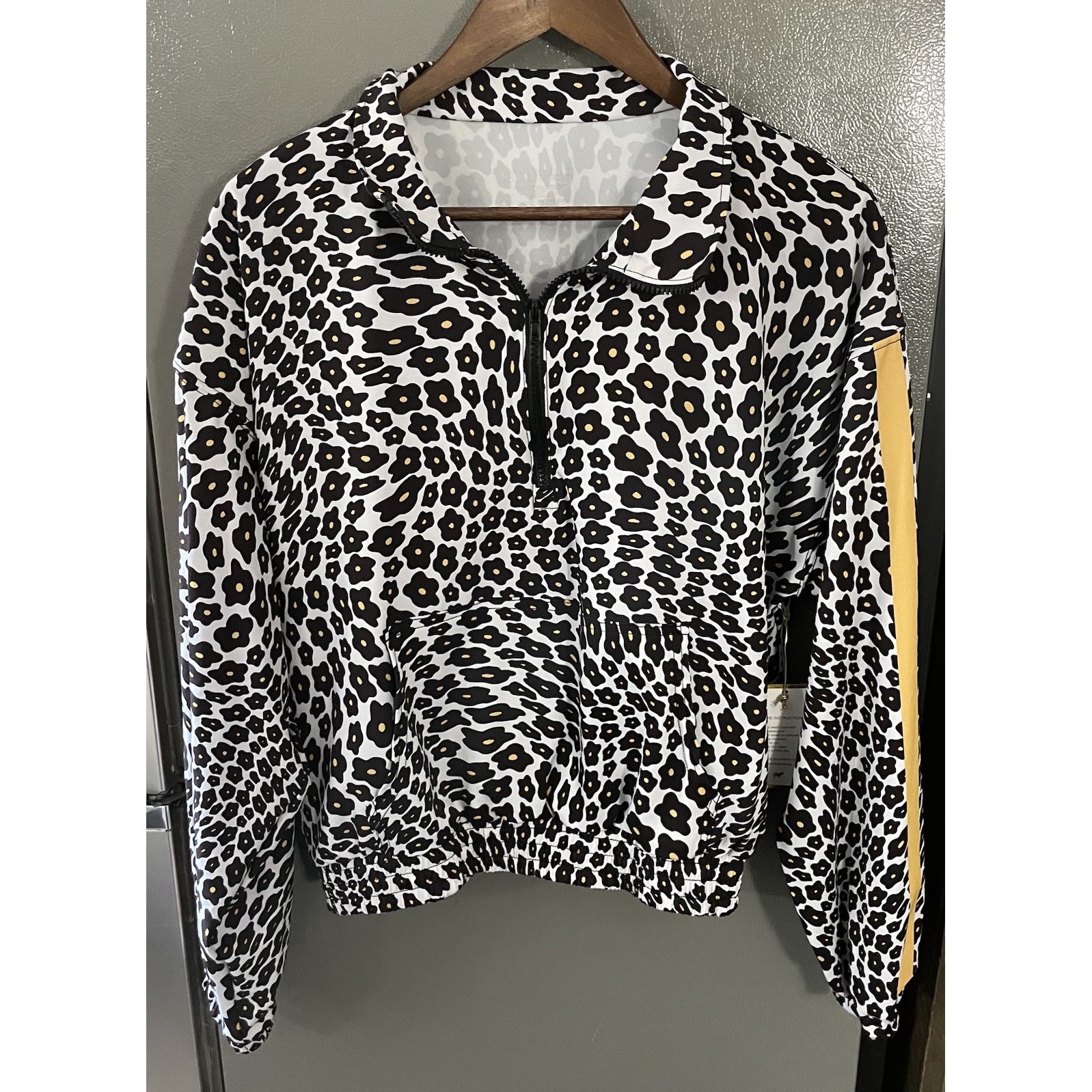 Goldsheep Cheetah Black White Half Zip Windbreaker Jacket New Nwt Gift